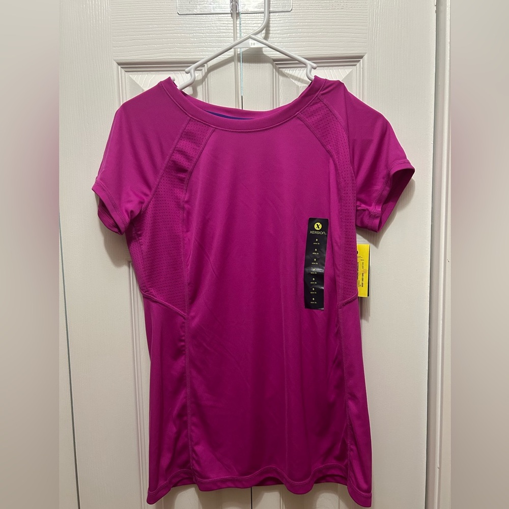 NWT XERSION BRAND WOMENS ORCHID SHORT SLEEVE SLIM FIT ATHLETIC SHIRT SIZE SMALL
